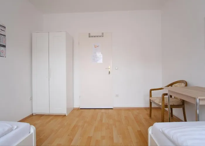 Pensión Euromamhaus - Korean Fráncfort del Meno